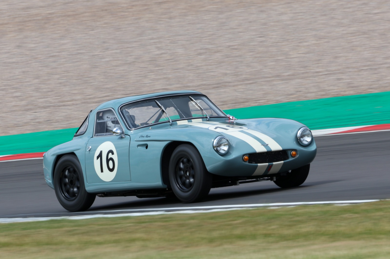 WhatsApp Image 2025-11-14 at 12.30.24_15dafd6e