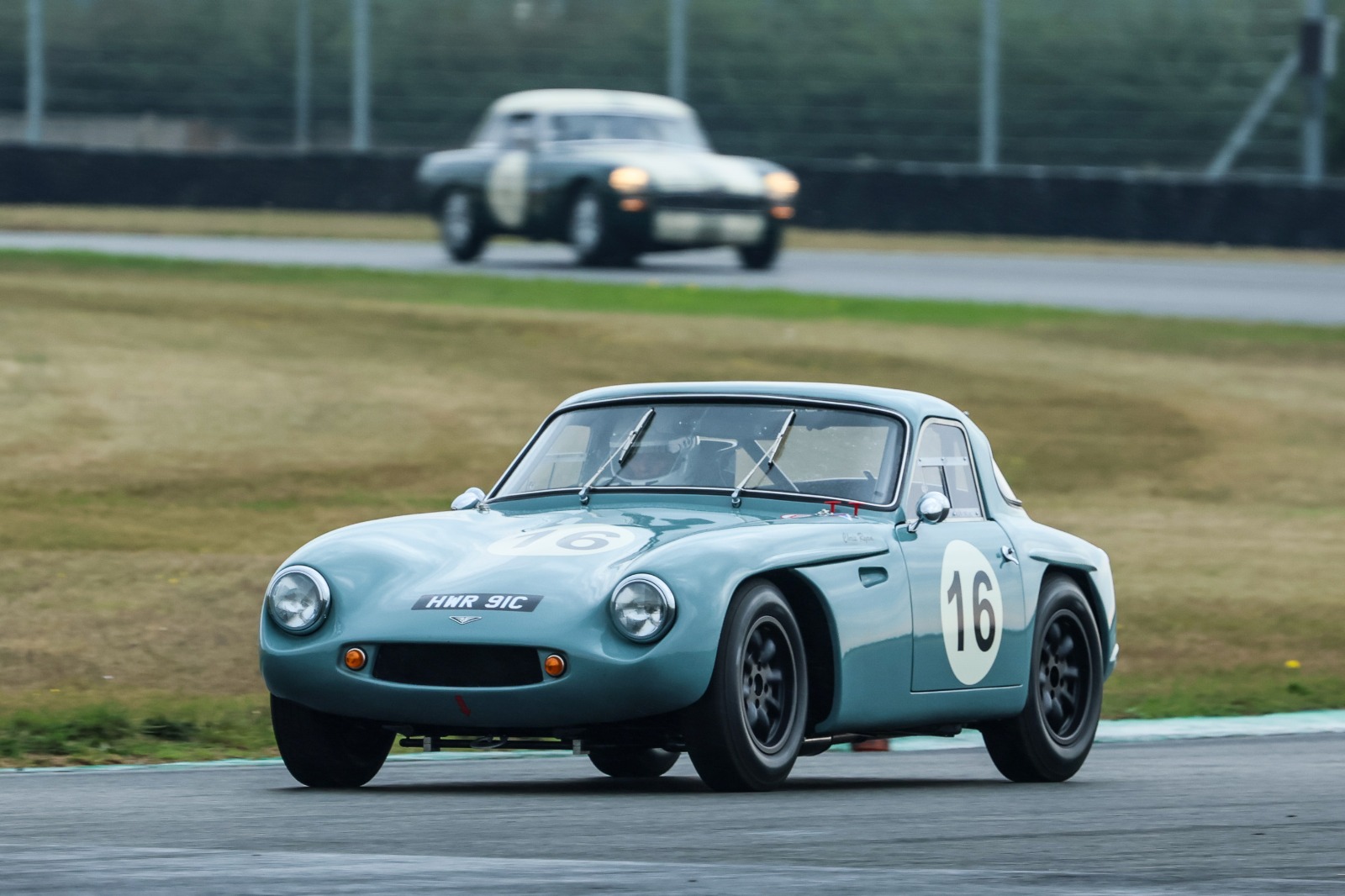 WhatsApp Image 2025-11-14 at 12.33.44_179947f1